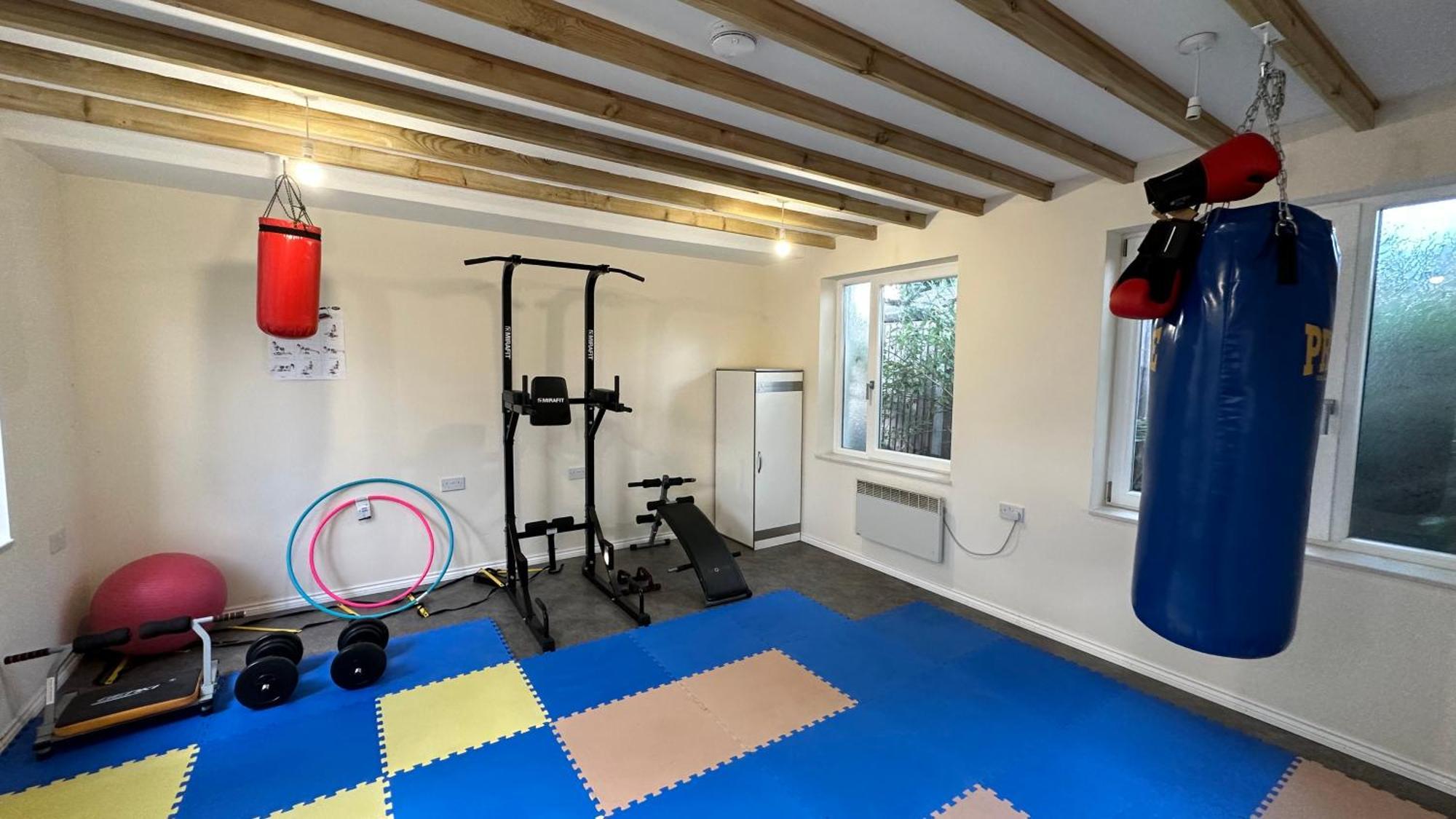 North London A Spacious 7 Bedroom House Accommodating Up To 18 People Complete With Own Gym And Table Tennis Zewnętrze zdjęcie