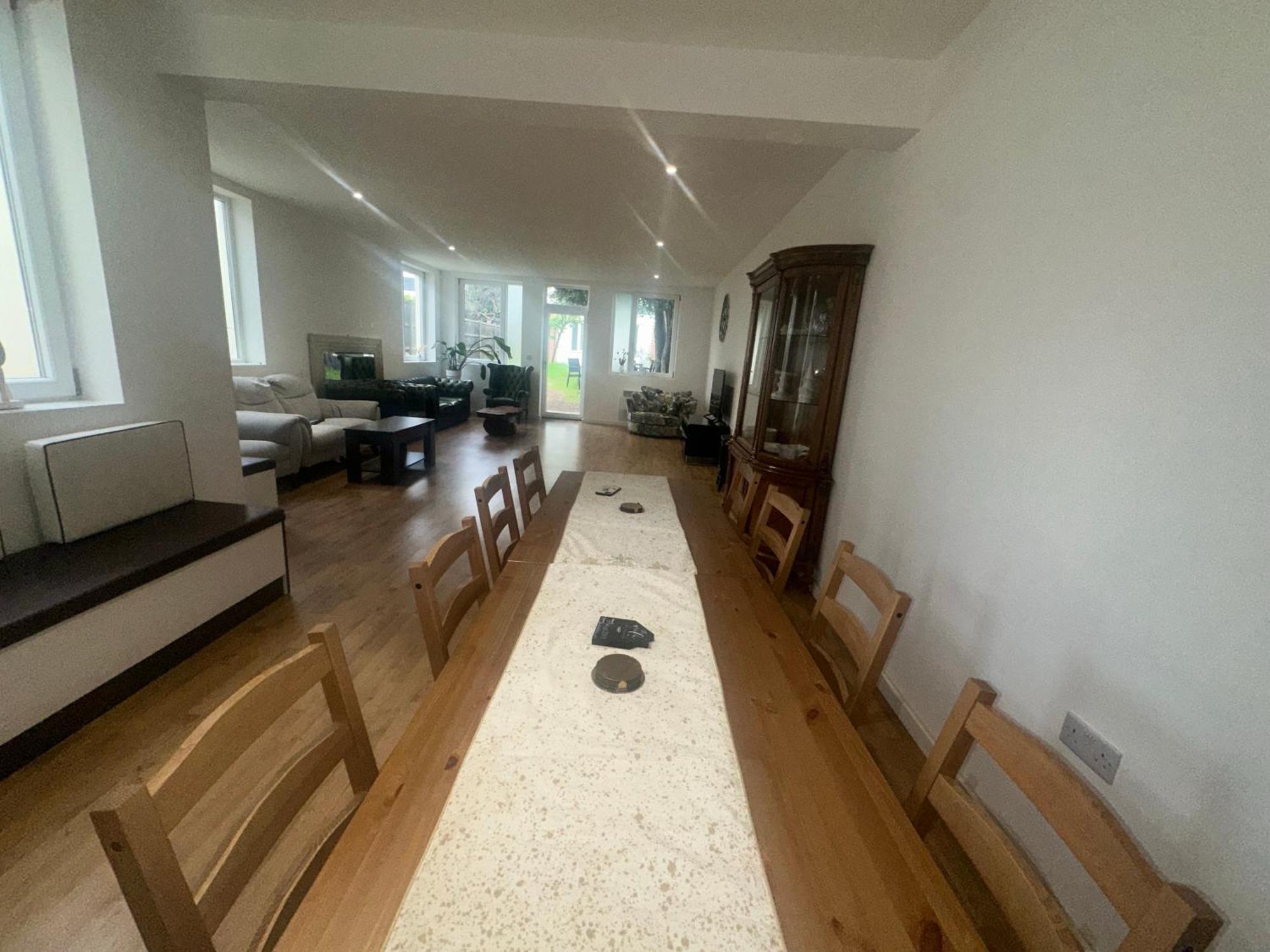North London A Spacious 7 Bedroom House Accommodating Up To 18 People Complete With Own Gym And Table Tennis Zewnętrze zdjęcie